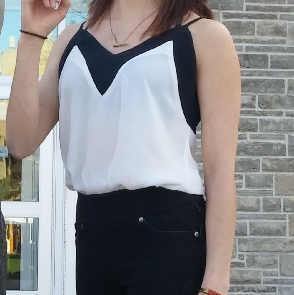 Dynamite White And Black Top